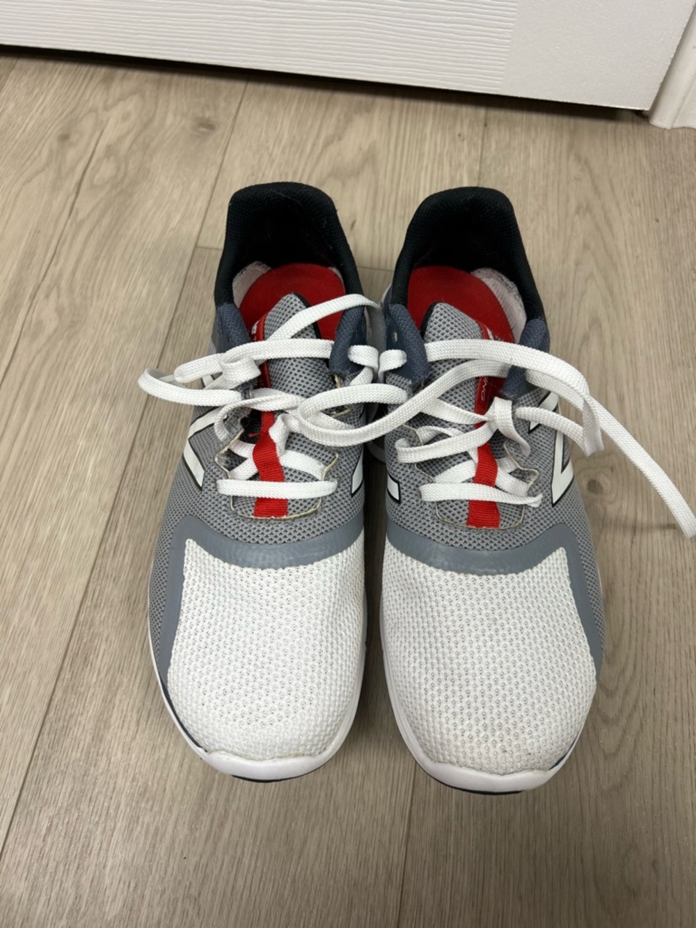 New Balance Men’s 818‎ V2 Men’s Grey, White & Red Sneakers